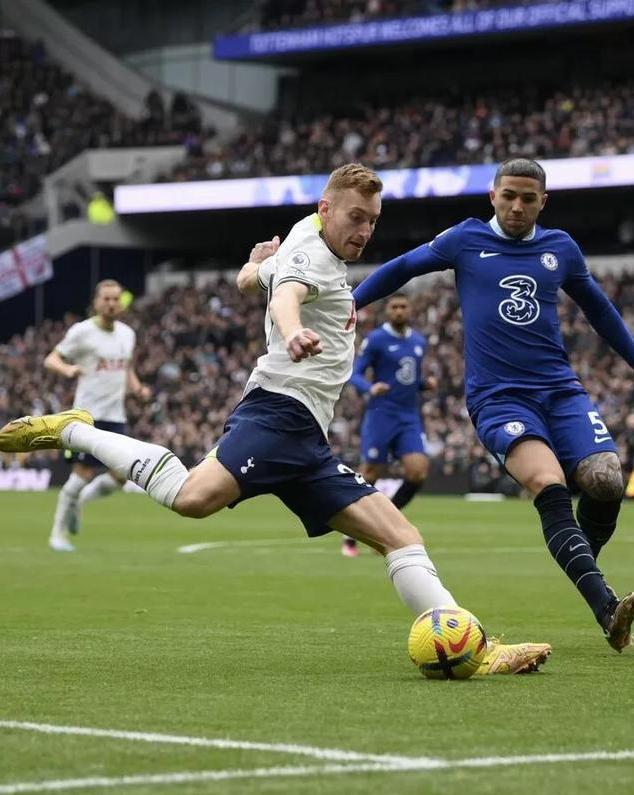 爱游戏官网-皇家马德里发布备战花絮，国际比赛日止住颓势，足总杯任务艰巨，纪律约束更严格的简单介绍